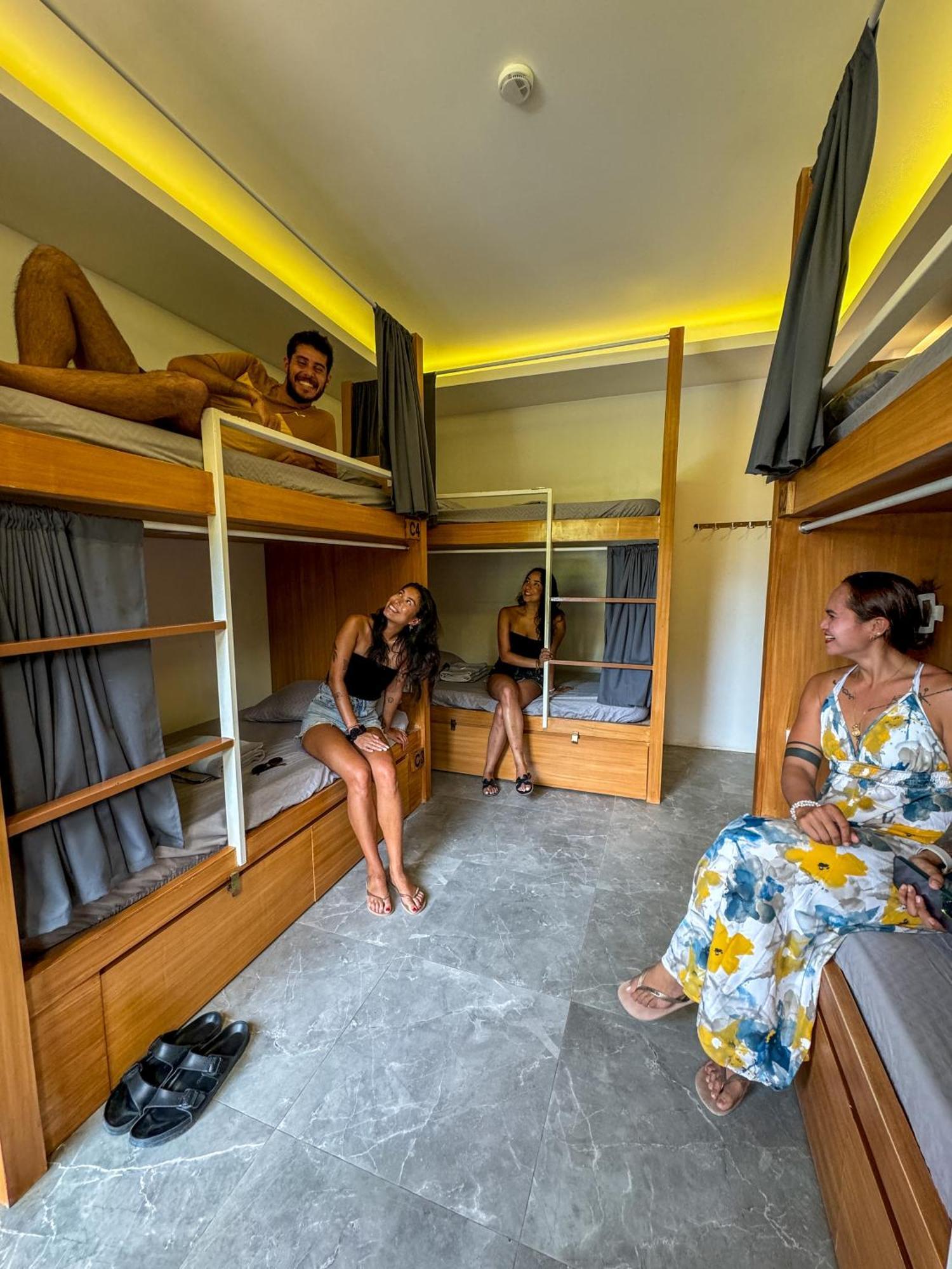 Red Picnic Hostel